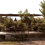 Phi Simple Living Quarters